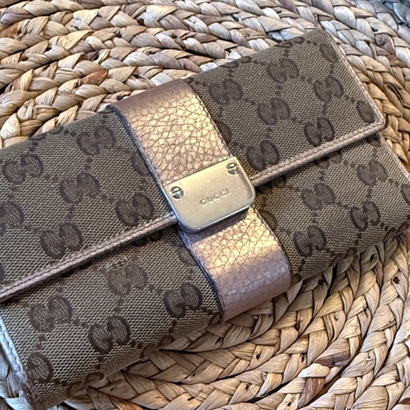 GUCCI GG Monogram Long Wallet Authentic - Picture 15 of 16